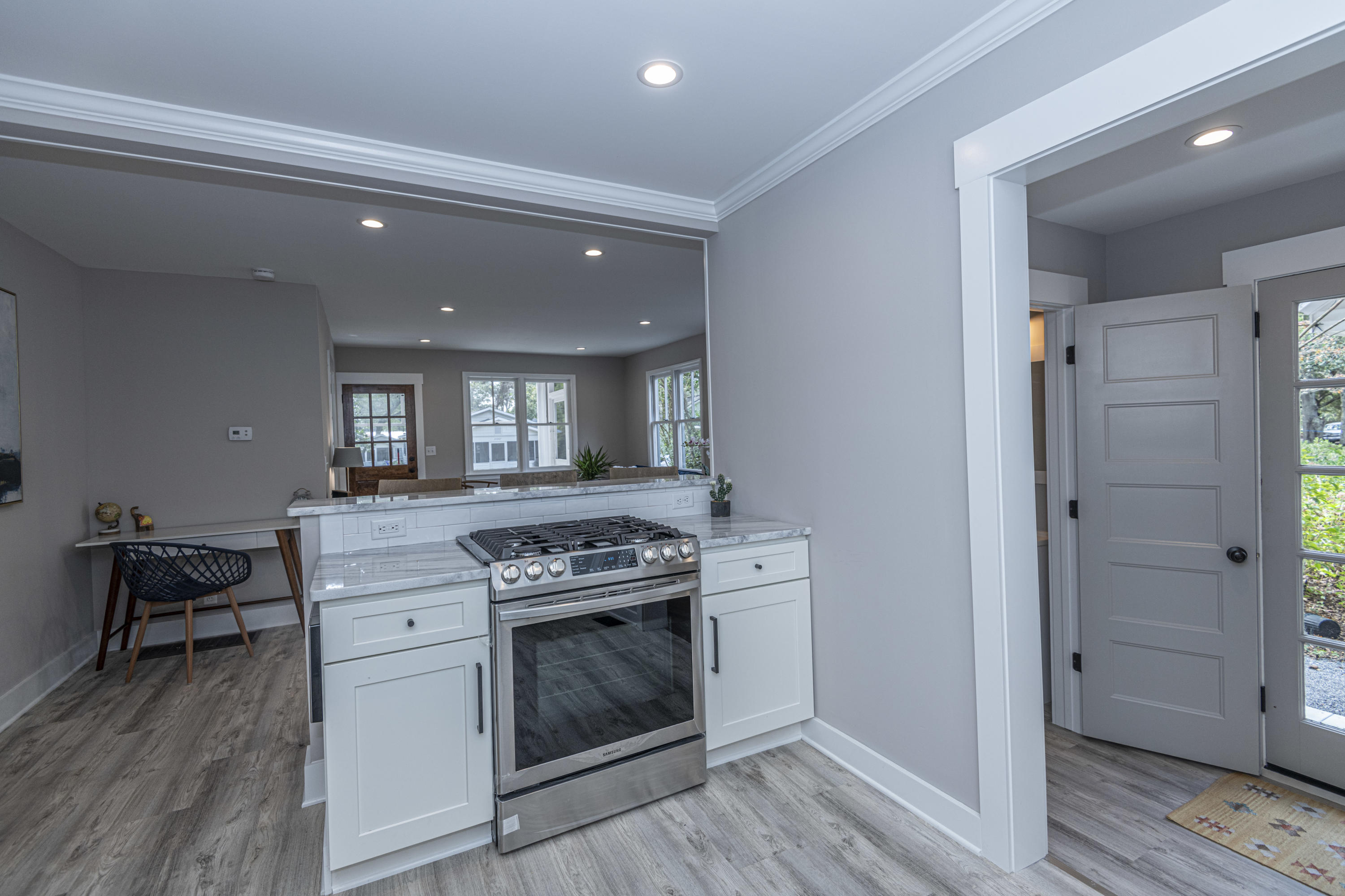 2064 Medway Road Charleston, SC 29412 - Photo 13 of 28 DSC_1180