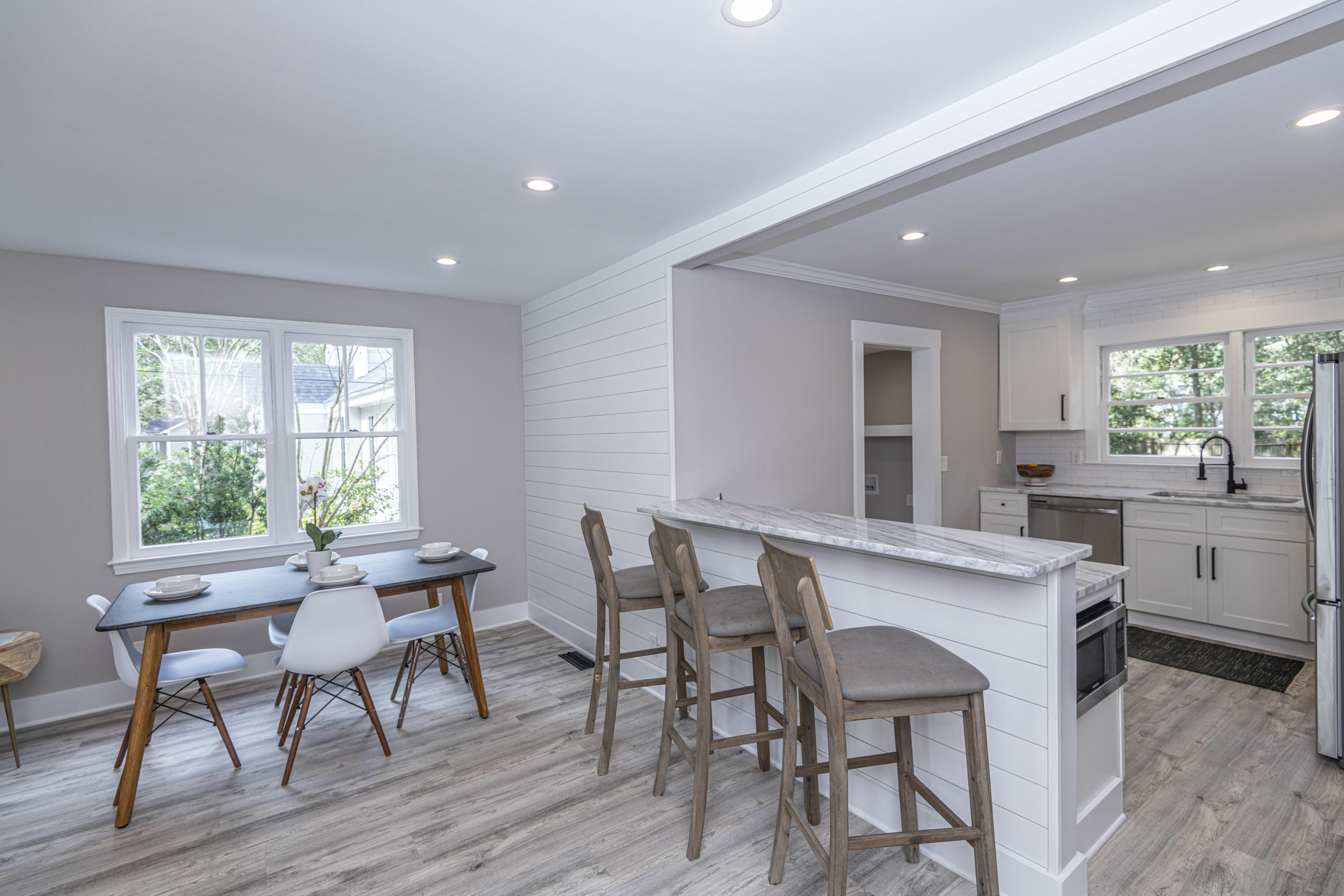 2064 Medway Road Charleston, SC 29412 - Photo 9 of 28 DSC_1172