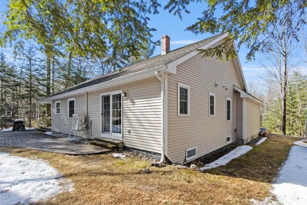 $575,000 | 11 Merrill Drive, Harrison, ME 04040