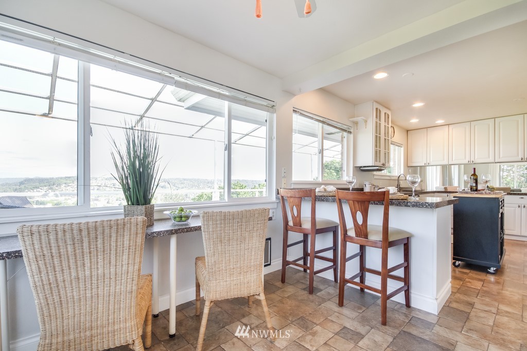 250 Seneca Avenue Northwest Renton, WA 98057 - Photo 15 of 40