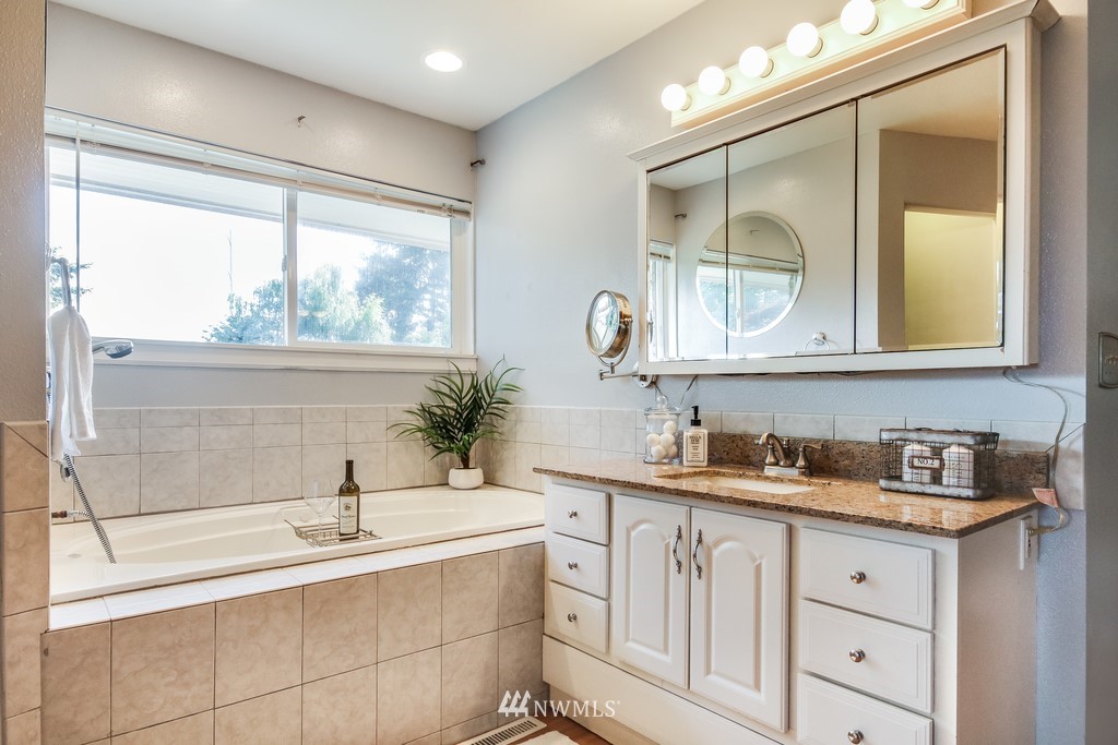 250 Seneca Avenue Northwest Renton, WA 98057 - Photo 18 of 40