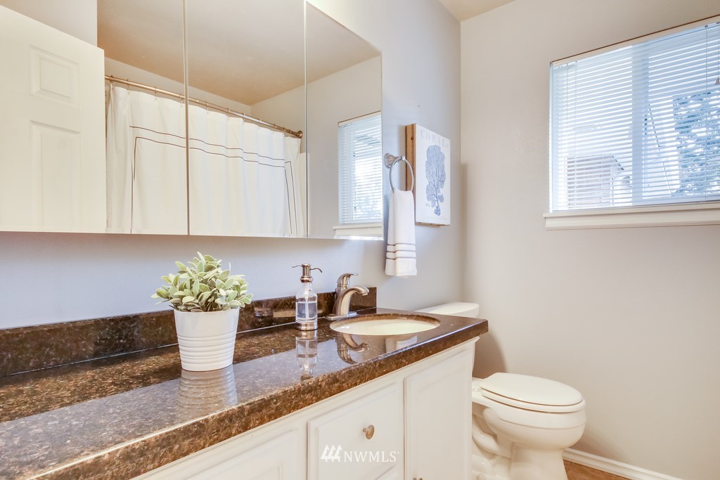 250 Seneca Avenue Northwest Renton, WA 98057 - Photo 22 of 40