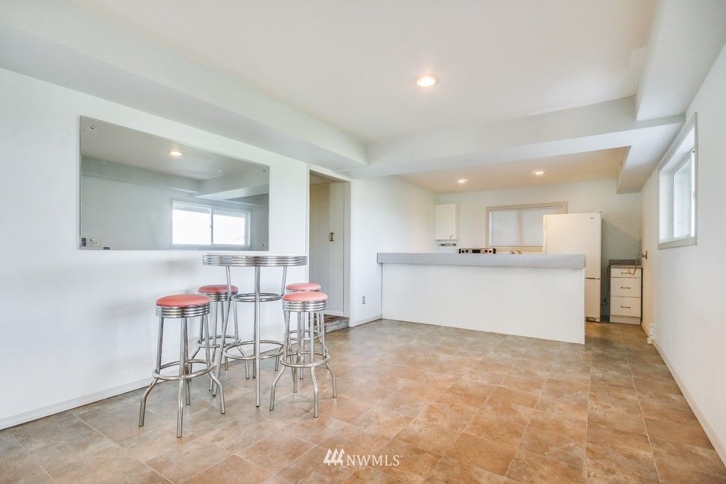 250 Seneca Avenue Northwest Renton, WA 98057 - Photo 23 of 40