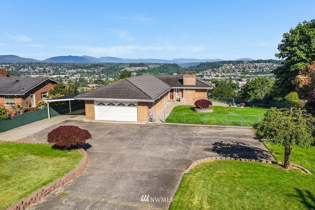 250 Seneca Avenue Northwest Renton, WA 98057 - Photo 4 of 40
