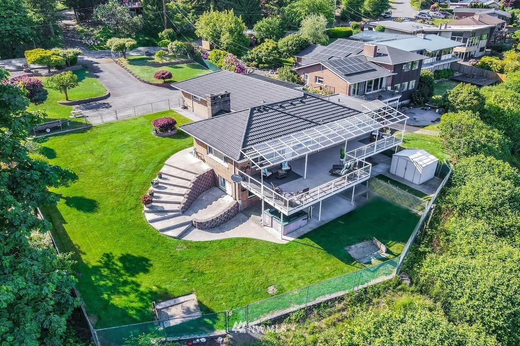250 Seneca Avenue Northwest Renton, WA 98057 - Photo 5 of 40