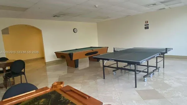 $2,300 | 3500 Coral Way, Unit 505, Miami, FL 33145