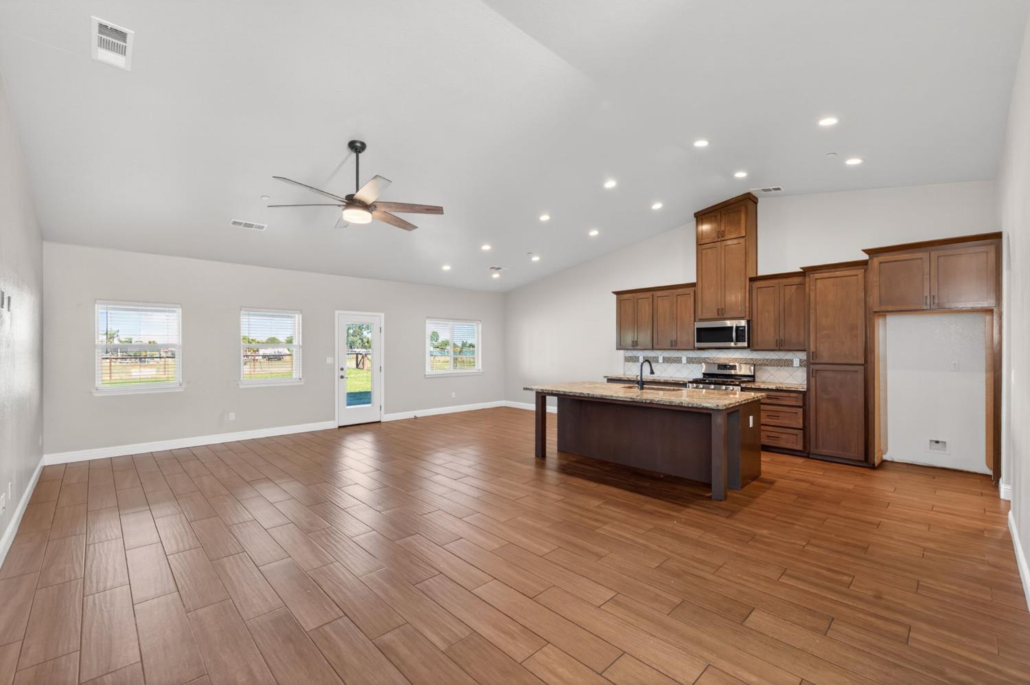 20190 Del Mar Road Madera, CA 93638 - Photo 10 of 59