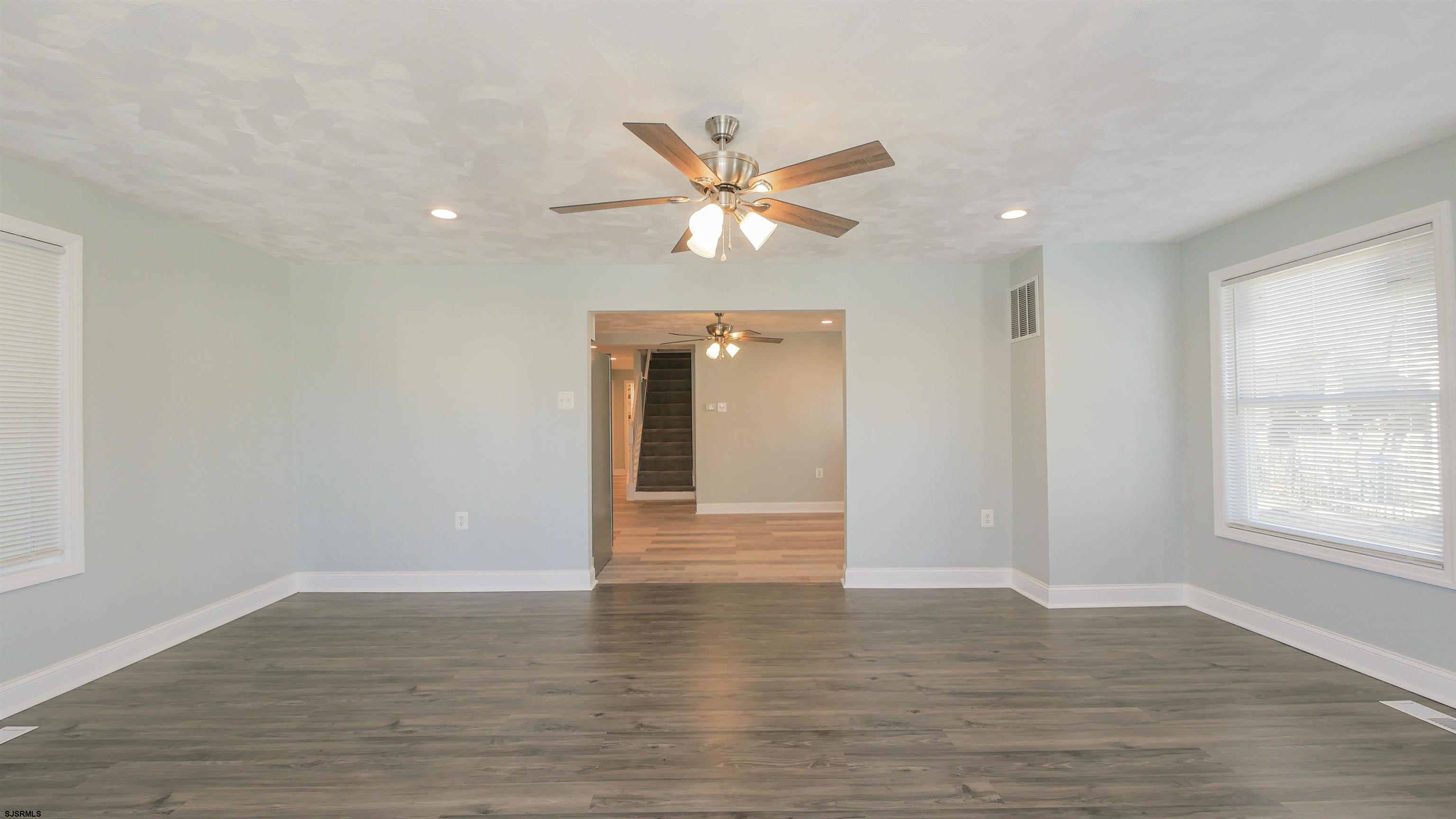 29 Ryon Avenue Pleasantville, NJ 08232 - Photo 4 of 30 Gallery Image 4