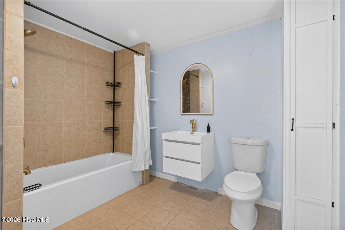 1941 Roys Lane Augusta, GA 30906 - Photo 17 of 44 17-Primary Bathroom
