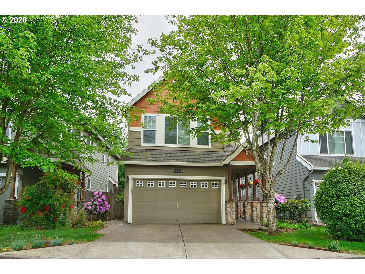 30588 Southwest Ruth Street Wilsonville, OR 97070 - Photo 2 of 32 Gallery Image 2
