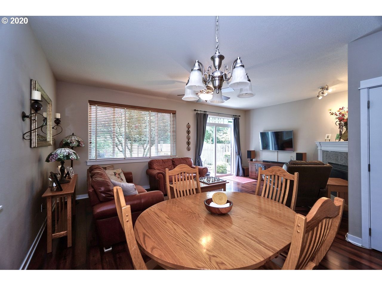 30588 Southwest Ruth Street Wilsonville, OR 97070 - Photo 12 of 32 Gallery Image 12