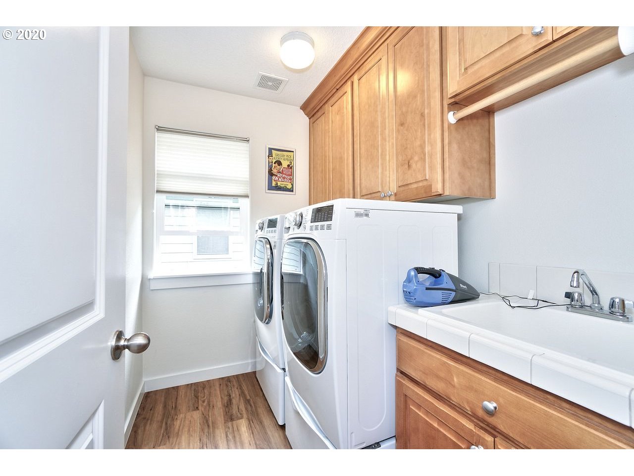 30588 Southwest Ruth Street Wilsonville, OR 97070 - Photo 21 of 32 Gallery Image 21