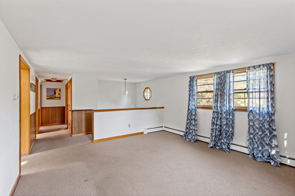 168 Old Plymouth Road Bourne, MA 02562 - Photo 10 of 36