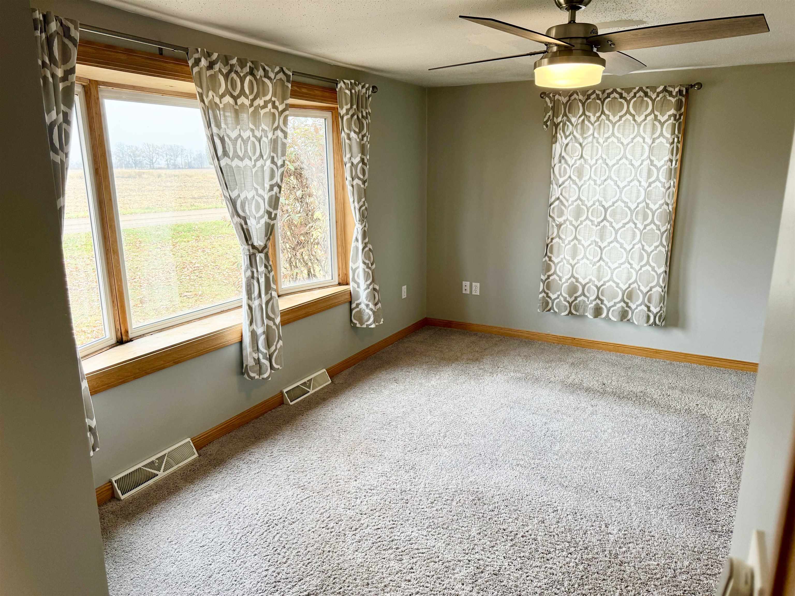 6510 South Begole Road Perrinton, MI 48871 - Photo 20 of 38
