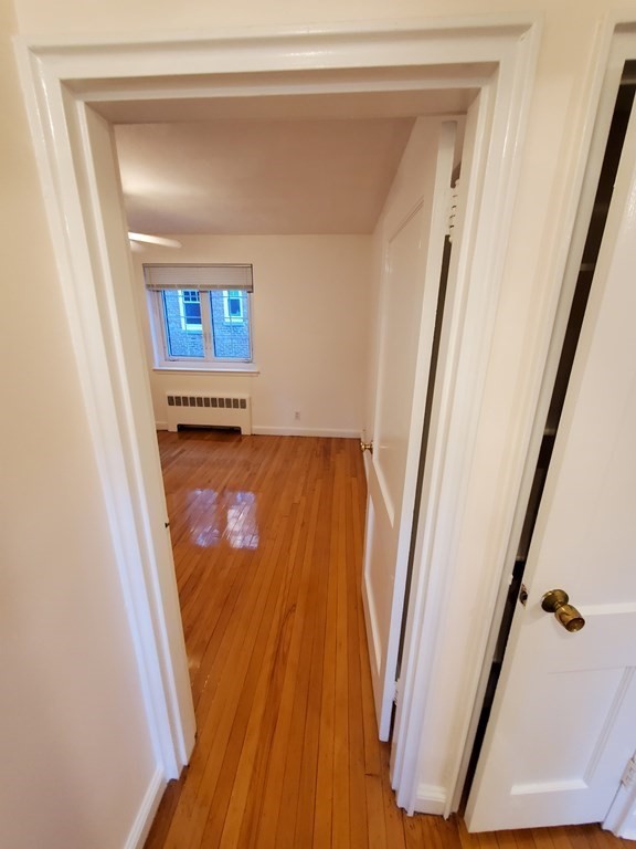 30 St Paul Street, Unit 3 Brookline, MA 02446 - Photo 13 of 22