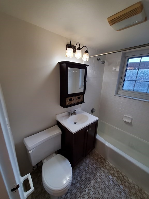 30 St Paul Street, Unit 3 Brookline, MA 02446 - Photo 19 of 22