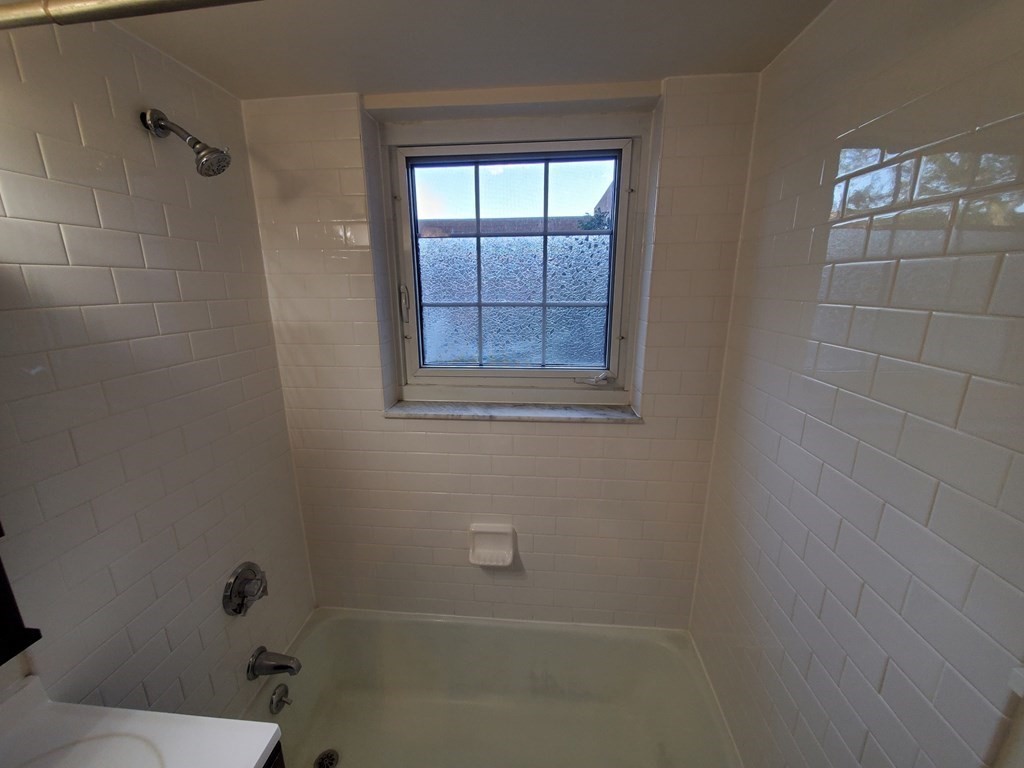 30 St Paul Street, Unit 3 Brookline, MA 02446 - Photo 20 of 22