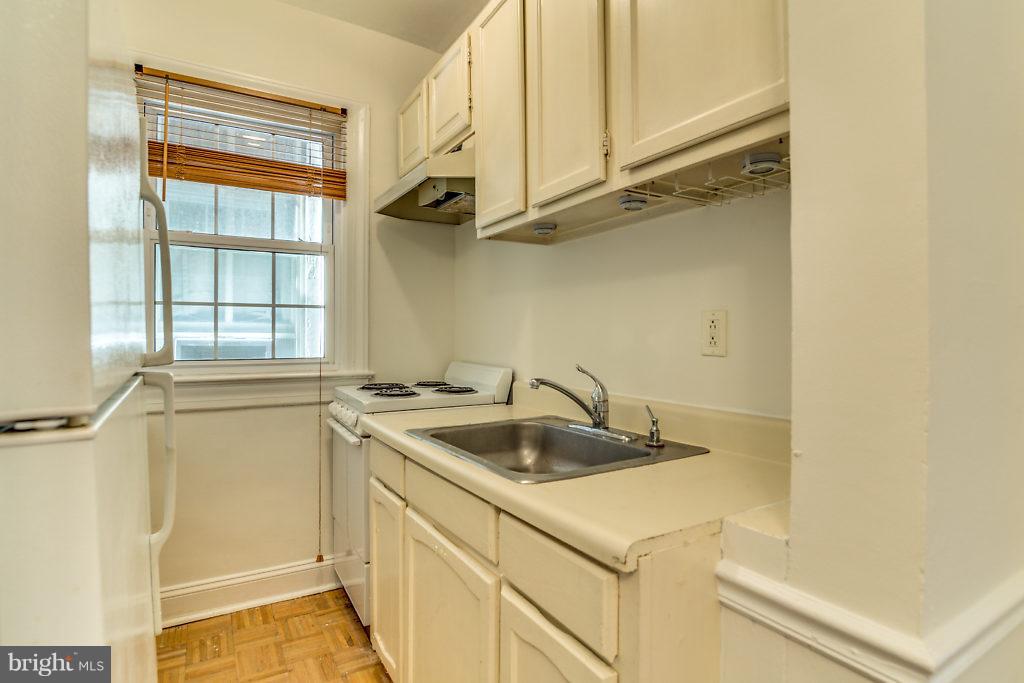 1006 Oronoco Street, Unit PATIO Alexandria, VA 22314 - Photo 8 of 23 Interior (General)