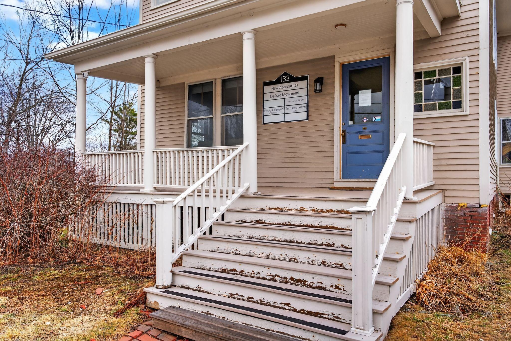133 Gray Road Falmouth, ME 04105 - Photo 5 of 46 5_DSC02691