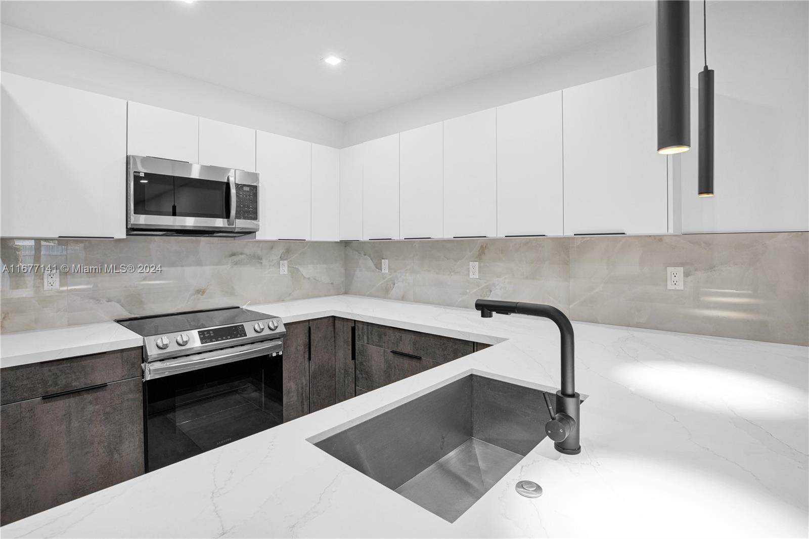 3431 Southwest 16th Terrace, Unit 3431 Miami, FL 33145 - Photo 19 of 50