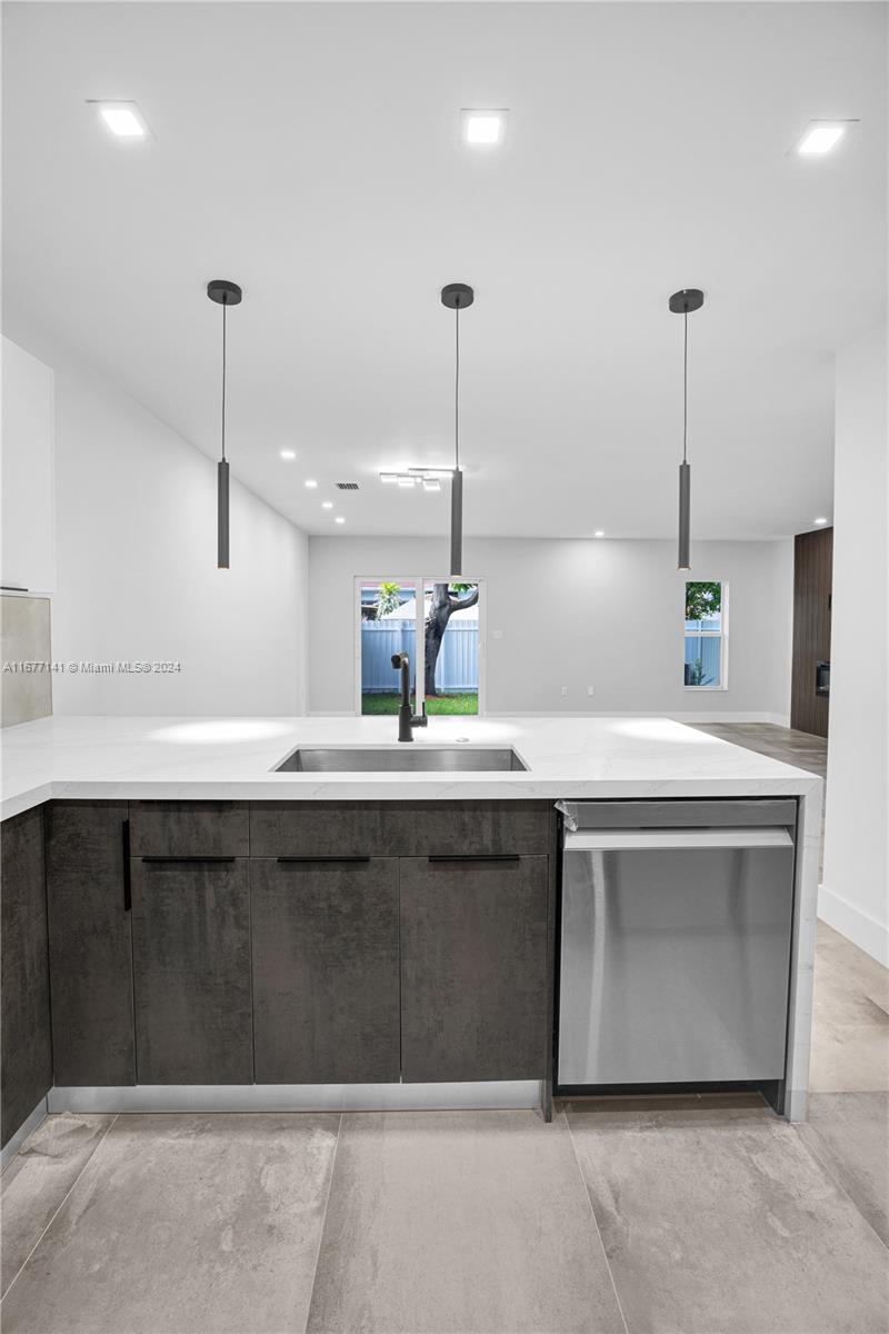 3431 Southwest 16th Terrace, Unit 3431 Miami, FL 33145 - Photo 20 of 50