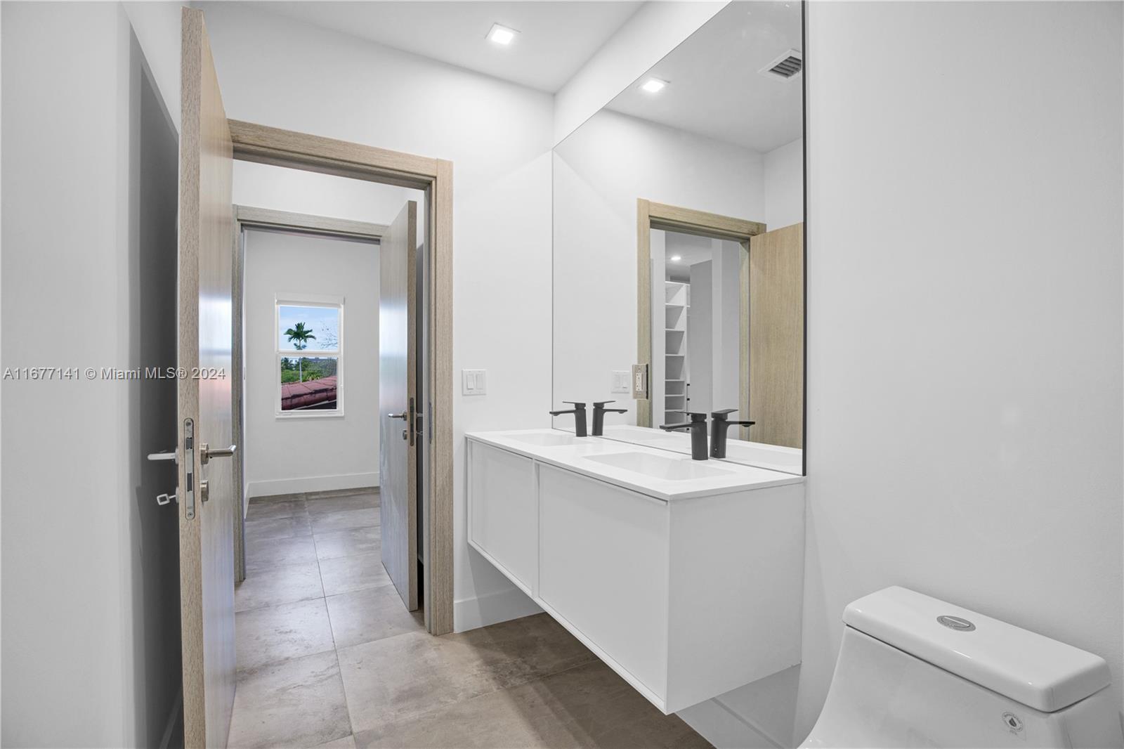 3431 Southwest 16th Terrace, Unit 3431 Miami, FL 33145 - Photo 31 of 50