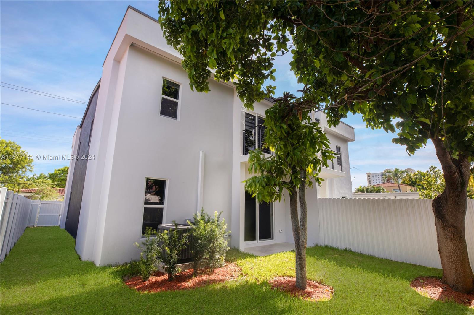 3431 Southwest 16th Terrace, Unit 3431 Miami, FL 33145 - Photo 43 of 50