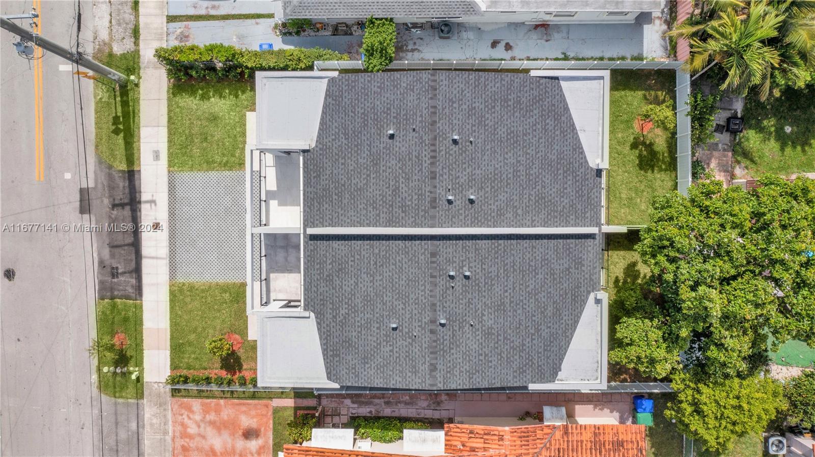 3431 Southwest 16th Terrace, Unit 3431 Miami, FL 33145 - Photo 47 of 50