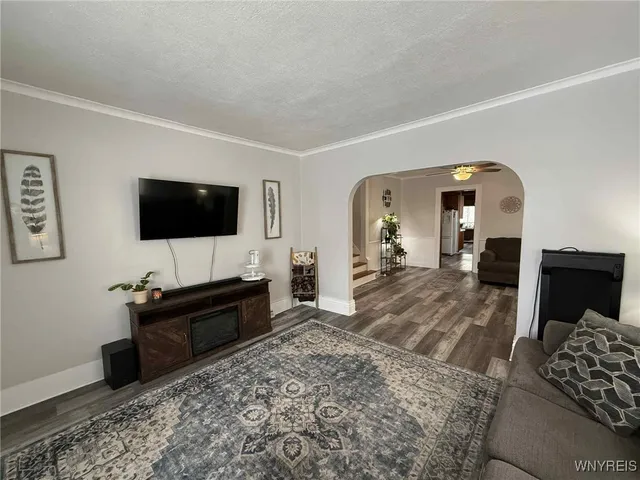 $2,400 | 8993 Alleghany Road, Pembroke, NY 14036