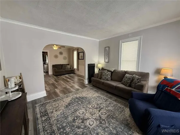 $2,400 | 8993 Alleghany Road, Pembroke, NY 14036