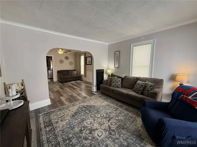 $2,400 | 8993 Alleghany Road, Pembroke, NY 14036