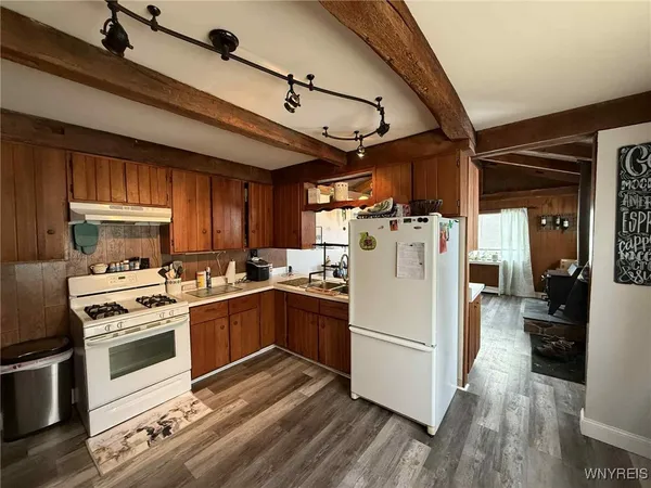 $2,400 | 8993 Alleghany Road, Pembroke, NY 14036