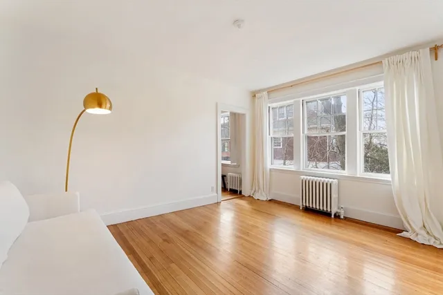 $3,000 | 20 Concord Avenue, Unit 6, Cambridge, MA 02138