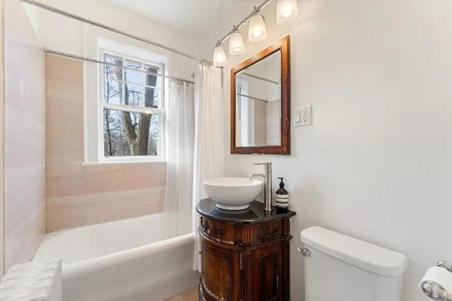 $3,000 | 20 Concord Avenue, Unit 6, Cambridge, MA 02138