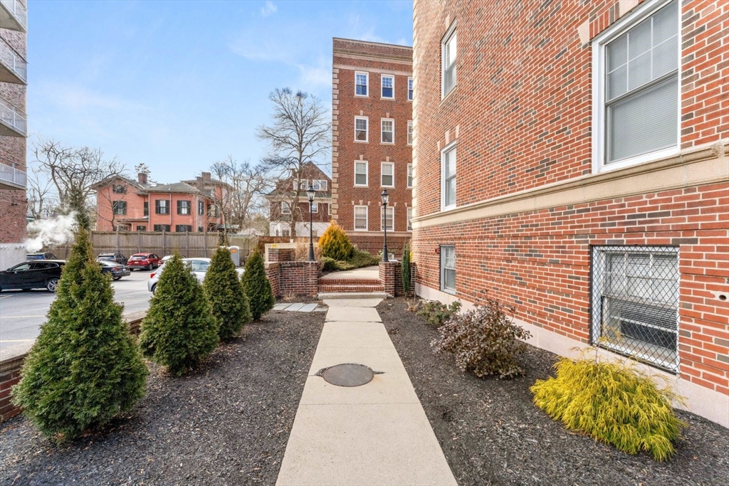 20 Concord Avenue, Unit 6 Cambridge, MA 02138 - Photo 19 of 20