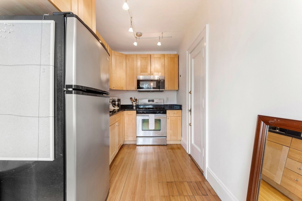 20 Concord Avenue, Unit 6 Cambridge, MA 02138 - Photo 6 of 20