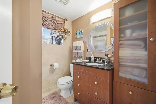 $489,000 | 7646 Kilbourn Avenue, Skokie, IL 60076