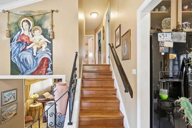 $489,000 | 7646 Kilbourn Avenue, Skokie, IL 60076