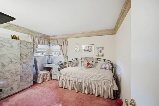 $489,000 | 7646 Kilbourn Avenue, Skokie, IL 60076