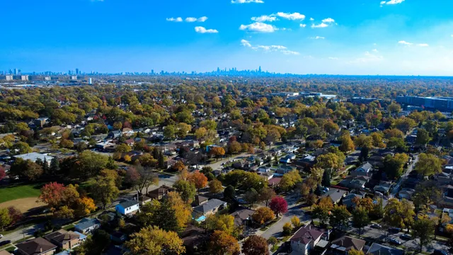 $489,000 | 7646 Kilbourn Avenue, Skokie, IL 60076