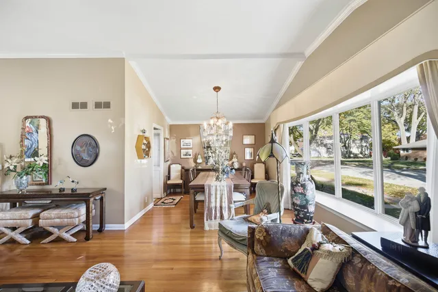 $489,000 | 7646 Kilbourn Avenue, Skokie, IL 60076