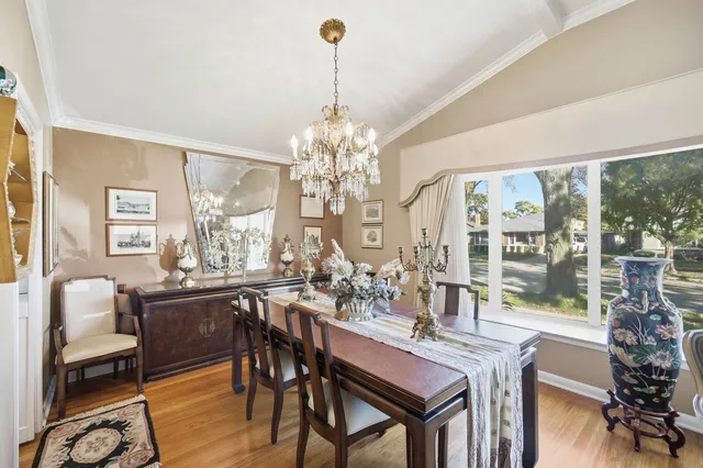 $489,000 | 7646 Kilbourn Avenue, Skokie, IL 60076