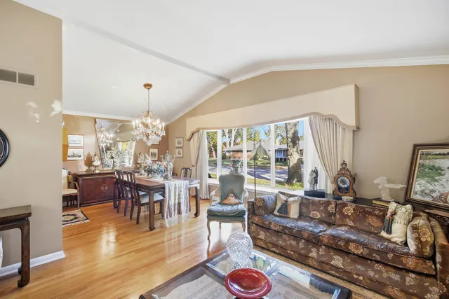 $489,000 | 7646 Kilbourn Avenue, Skokie, IL 60076