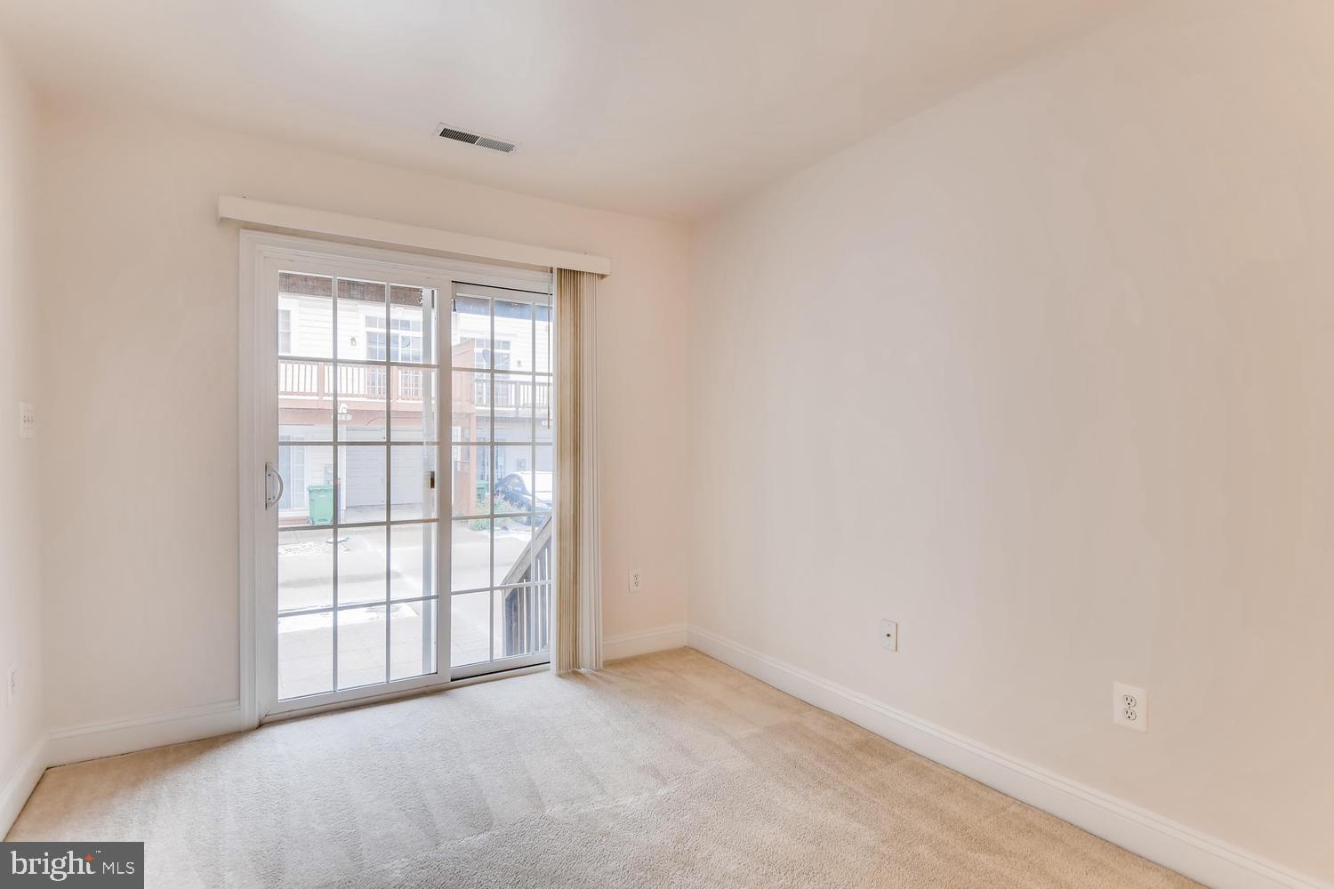 804 Ryan Street Baltimore, MD 21230 - Photo 8 of 28 Main level bedroom