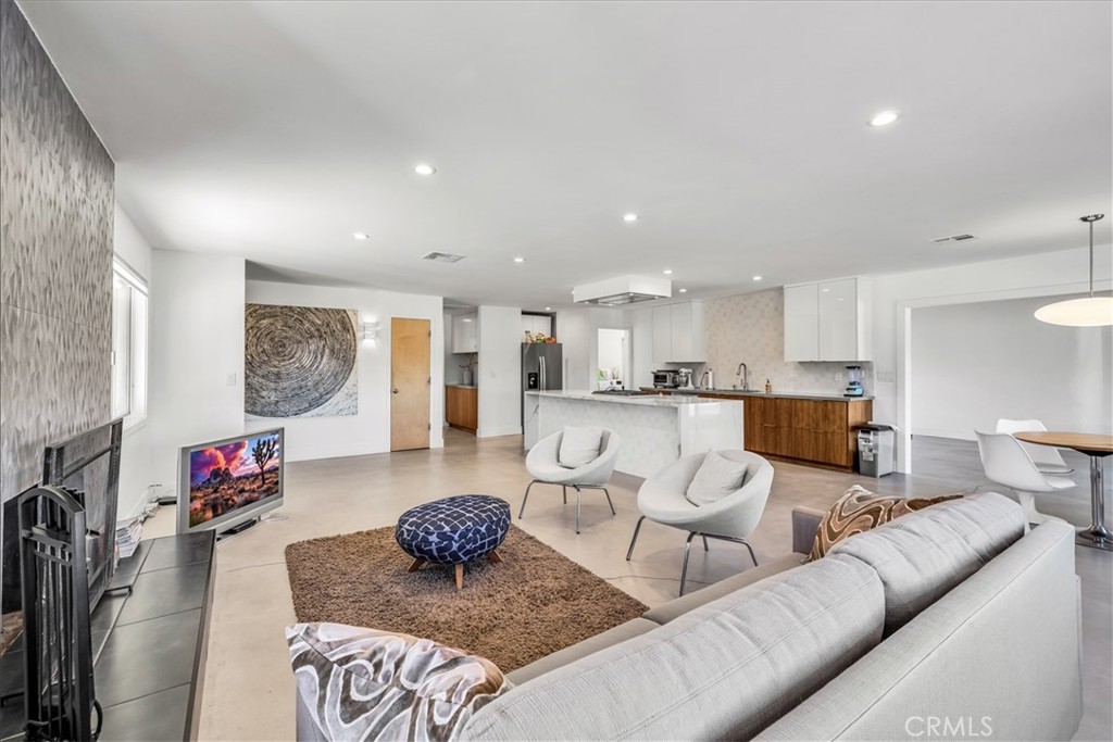 7429 Cardillo Trail Yucca Valley, CA 92284 - Photo 8 of 53