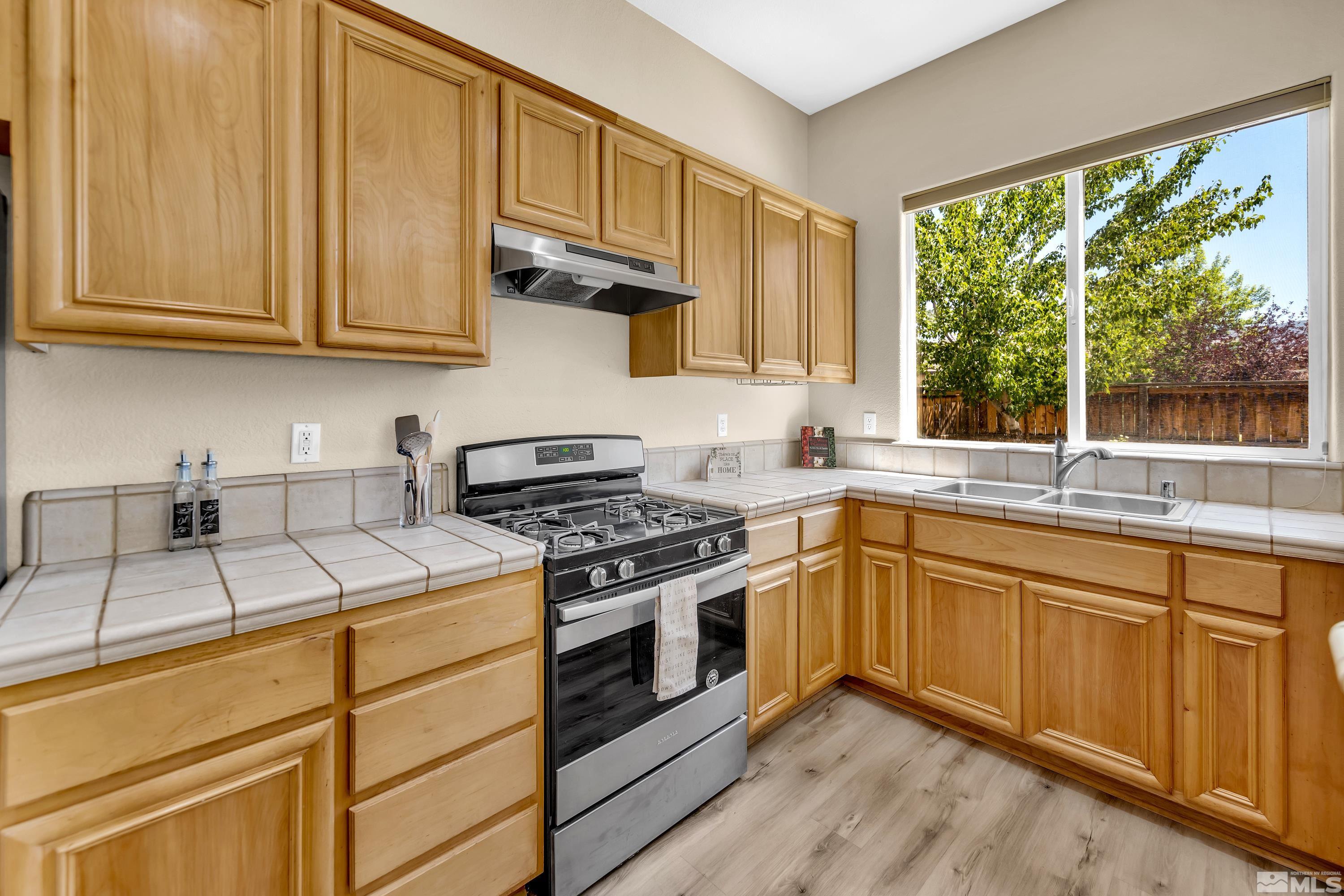 10510 Crystal Bay Drive Reno, NV 89521 - Photo 14 of 34 Photo 14