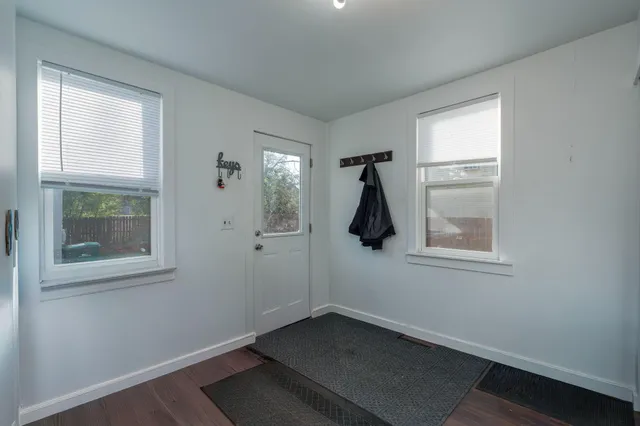 $230,000 | 301 South Main Street, Janesville, MN 56048