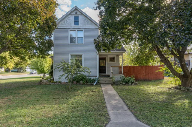 $230,000 | 301 South Main Street, Janesville, MN 56048