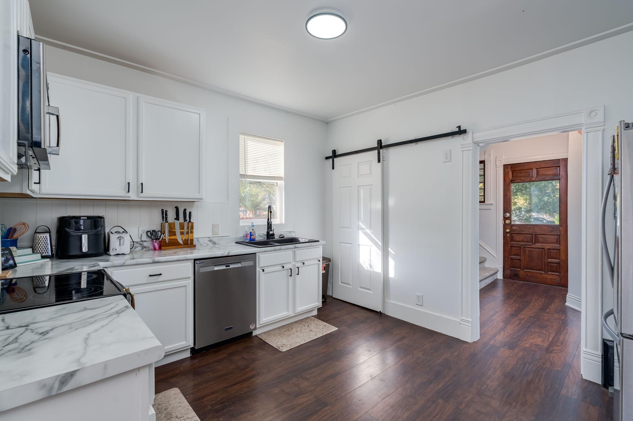 301 South Main Street Janesville, MN 56048 - Photo 10 of 33