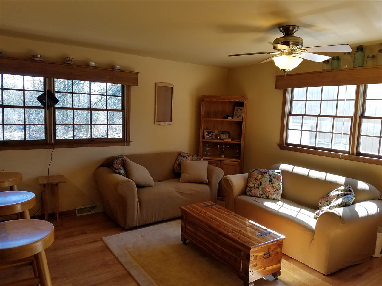 3149 Vandecarr Road Owosso, MI 48867 - Photo 4 of 24 Gallery Image 4